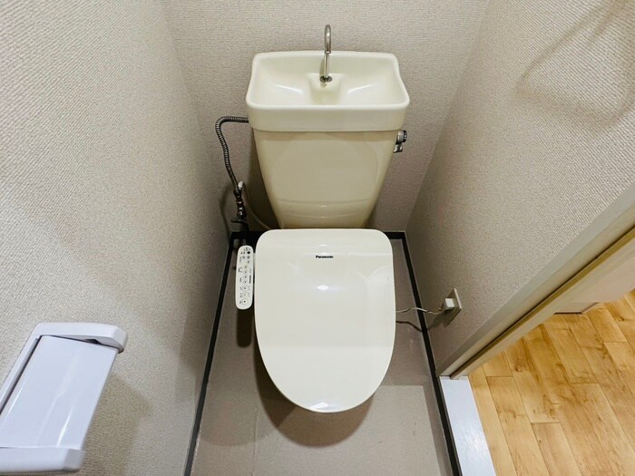 物件内観写真12　(トイレ)