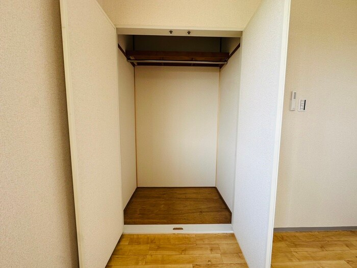 物件内観写真13　(収納)