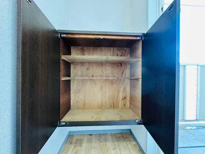 物件内観写真16　(靴箱)