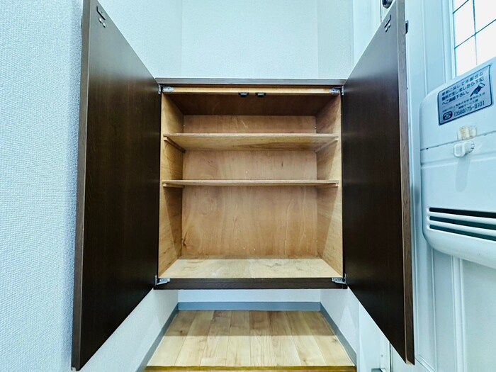 物件内観写真16　(靴箱)