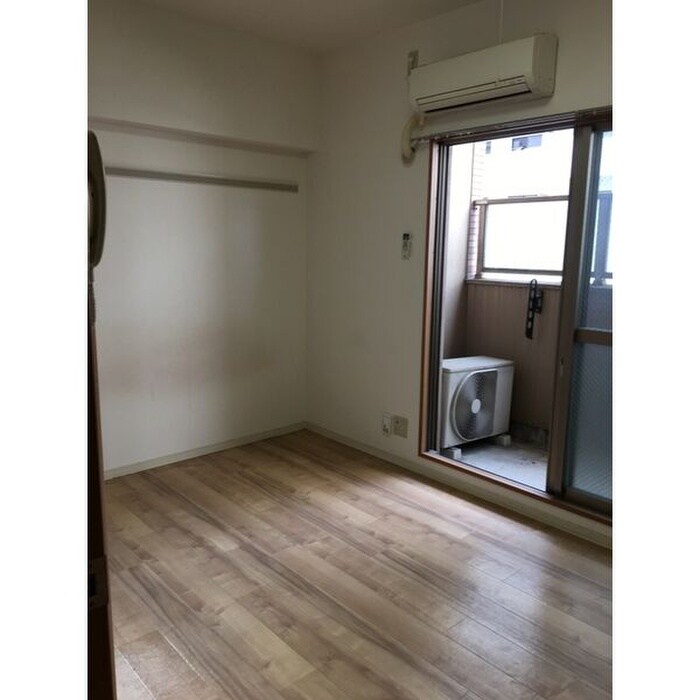 物件内観写真11　(居室)