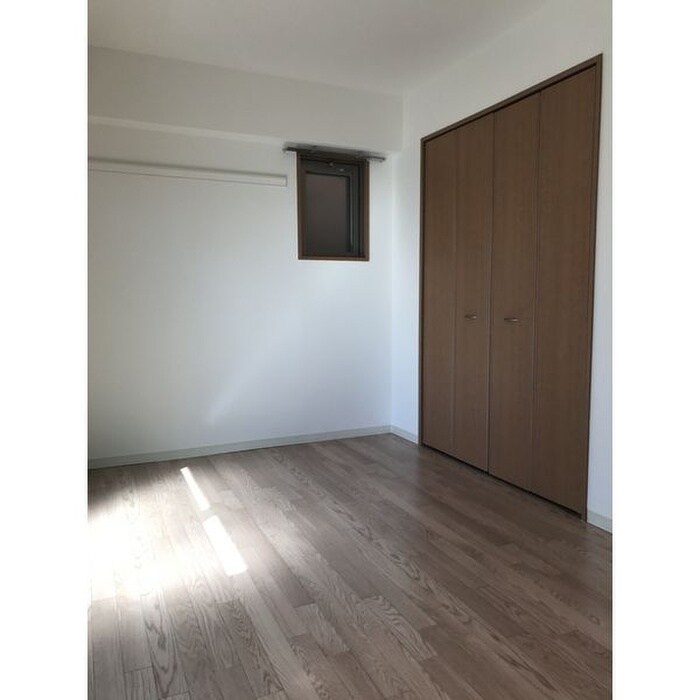 物件内観写真13　(居室)