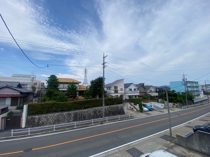 物件内観写真16　(室内からの展望)