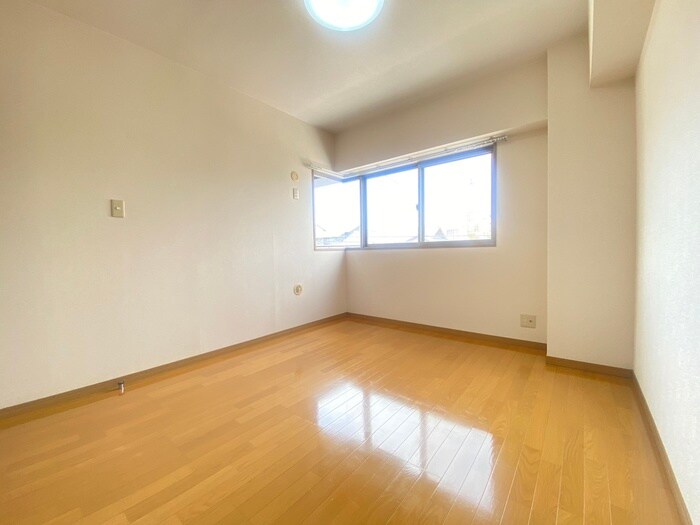 物件内観写真21　(居室)