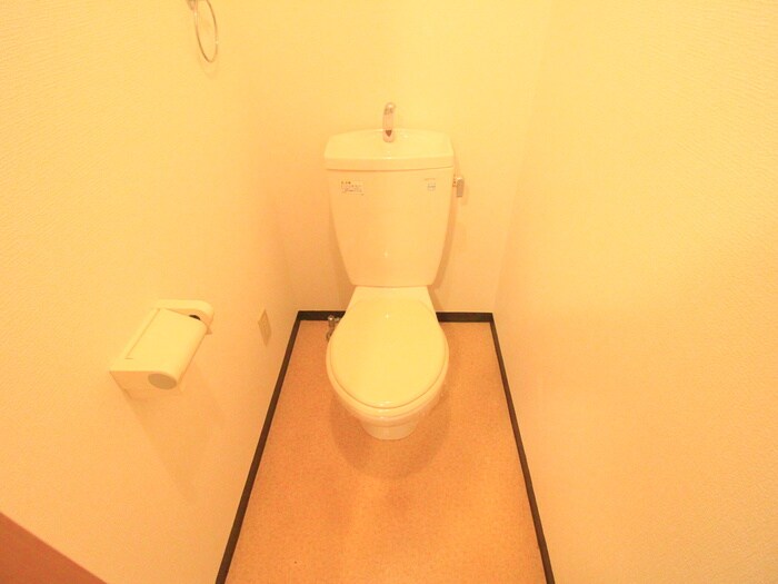 物件内観写真12　(トイレ)