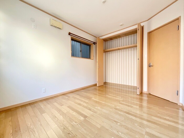 物件内観写真10　(収納)