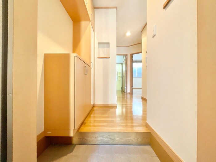 物件内観写真17　(廊下)