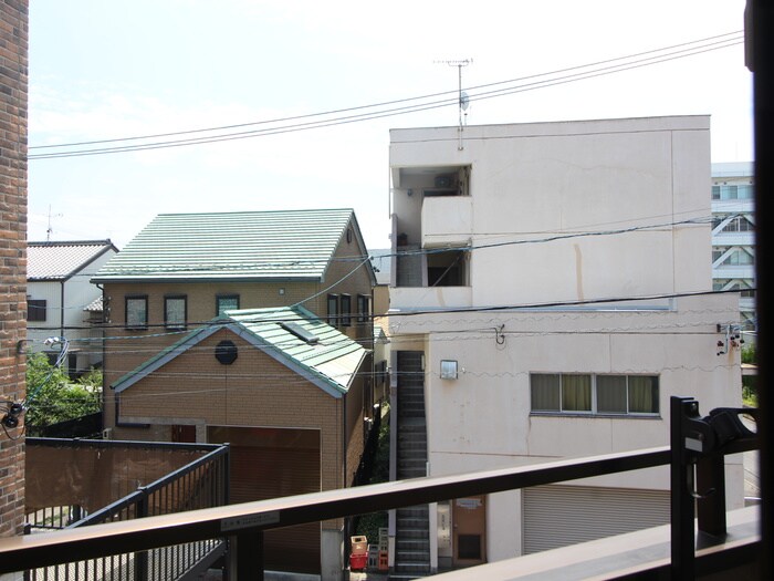 物件内観写真22　(室内からの展望)