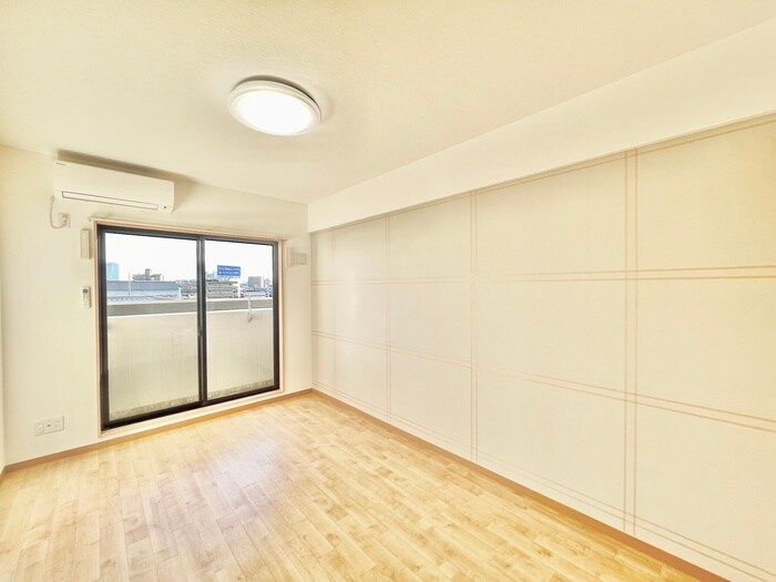 物件内観写真8　(居室)