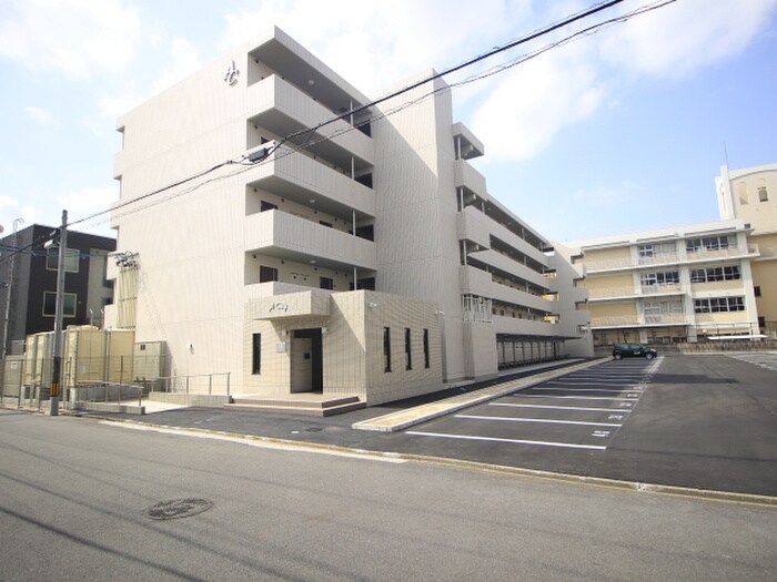 物件外観写真6　(外観写真)