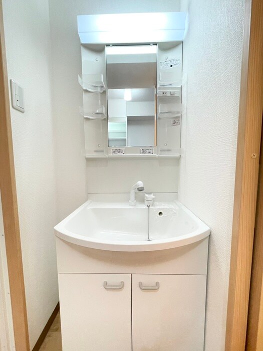 物件内観写真11　(洗面)