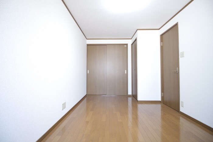物件内観写真16　(居室)