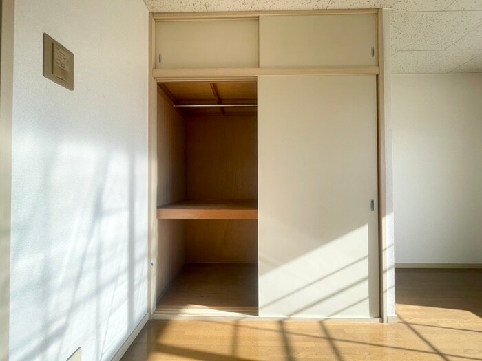 物件内観写真8　(収納)