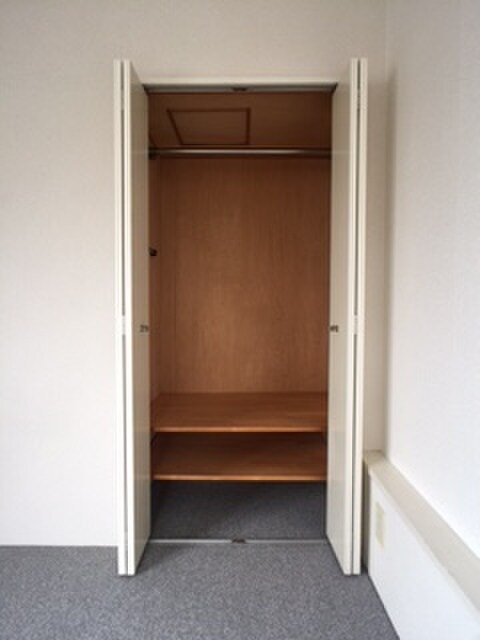 物件内観写真10　(収納)