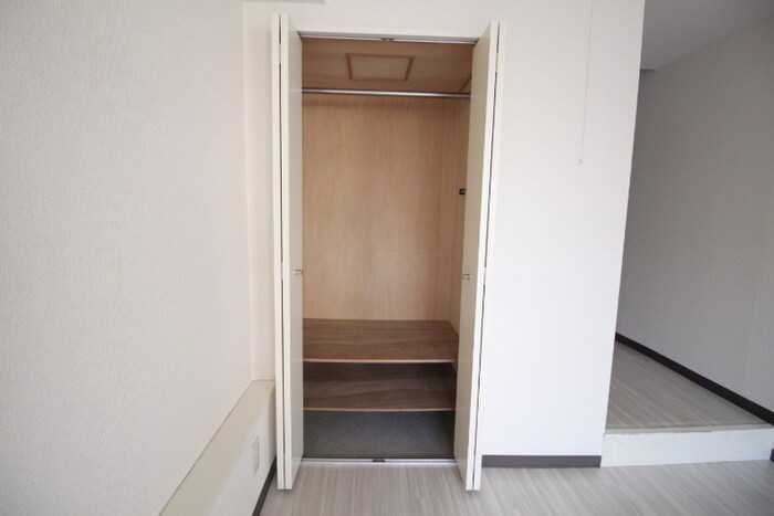 物件内観写真11　(収納)