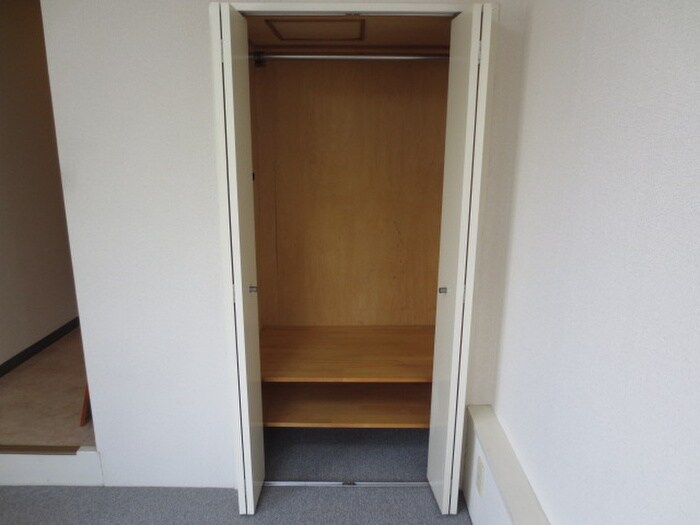 物件内観写真11　(収納)