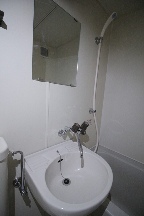 物件内観写真12　(洗面)