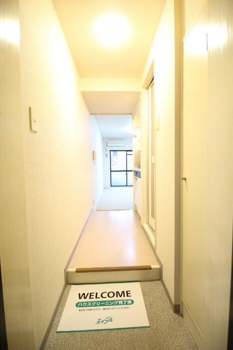 物件内観写真15　(廊下)