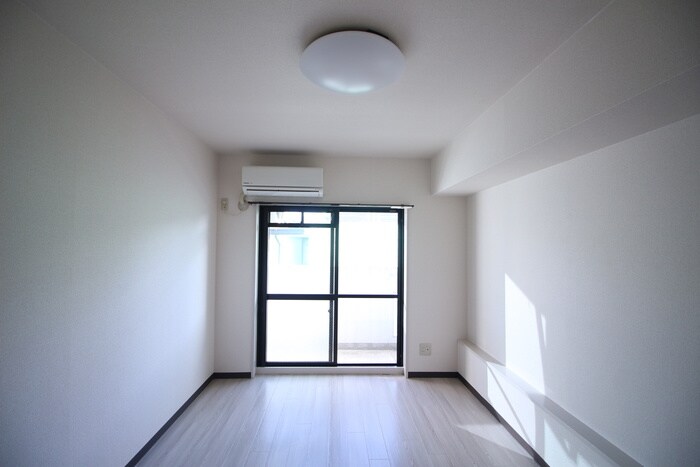 物件内観写真16　(居室)
