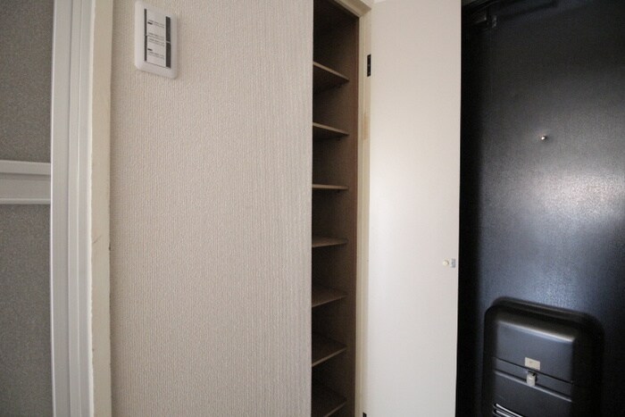 物件内観写真21　(靴箱)