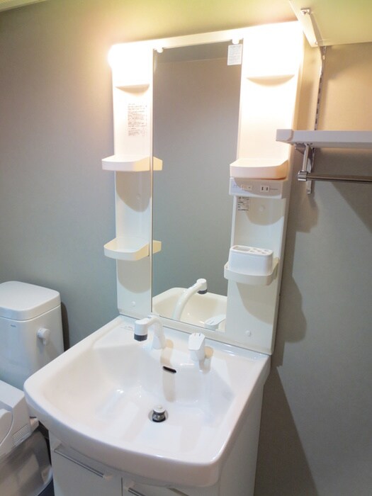 物件内観写真12　(洗面)