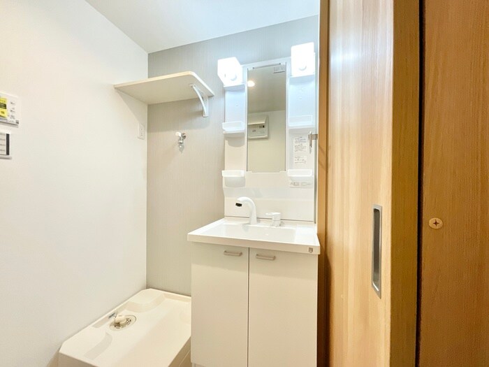 物件内観写真13　(洗面)