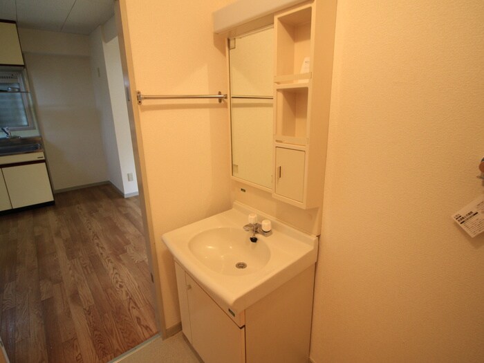 物件内観写真15　(洗面)