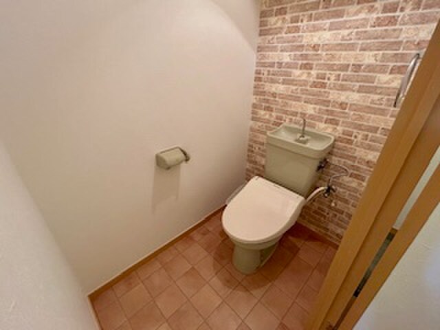物件内観写真21　(トイレ)
