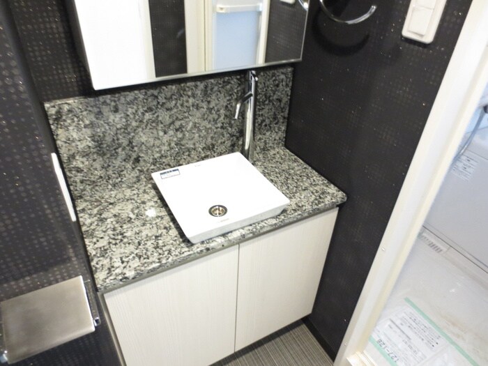 物件内観写真13　(洗面)