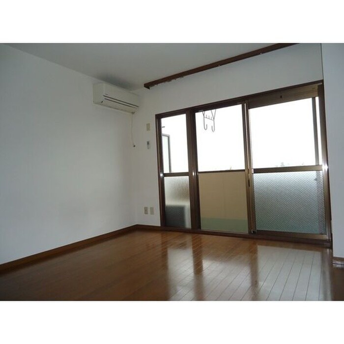 物件内観写真14　(居室)