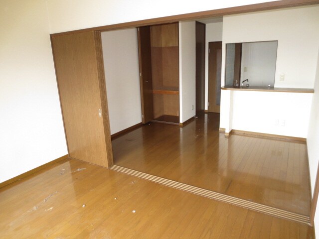 物件内観写真14　(居室)