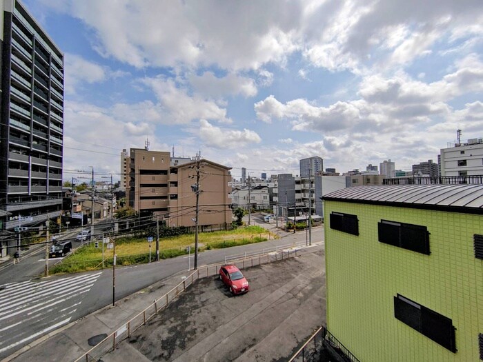 物件内観写真22　(室内からの展望)