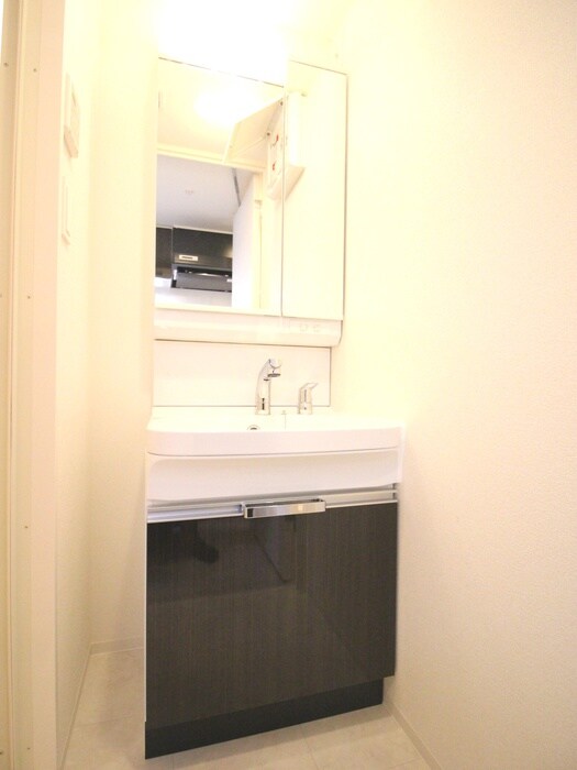 物件内観写真13　(洗面)