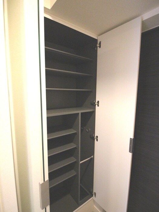 物件内観写真16　(靴箱)