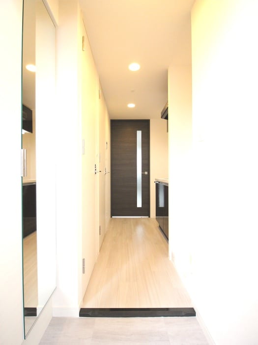 物件内観写真17　(玄関)