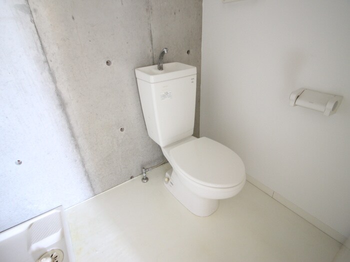 物件内観写真13　(トイレ)