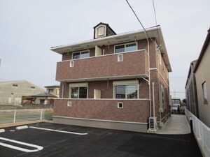 メゾンド　スリ－ズ外観写真