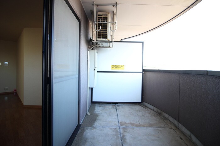 物件内観写真9　(ベランダ・バルコニー)