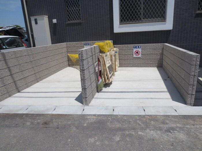 物件外観写真3　(その他)