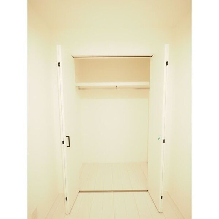 物件内観写真15　(収納)