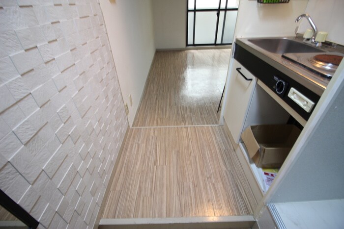 物件内観写真16　(廊下)