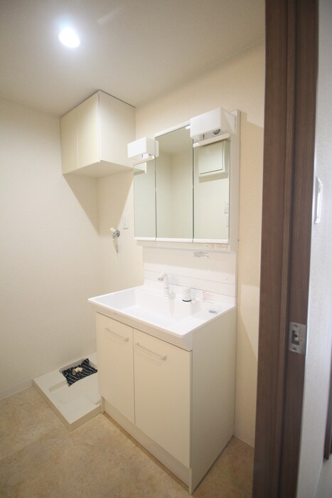 物件内観写真9　(洗面)