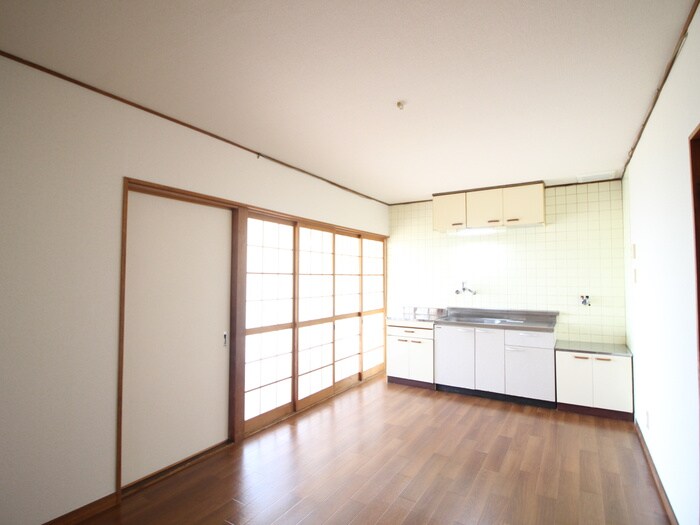 物件内観写真4　(居室)