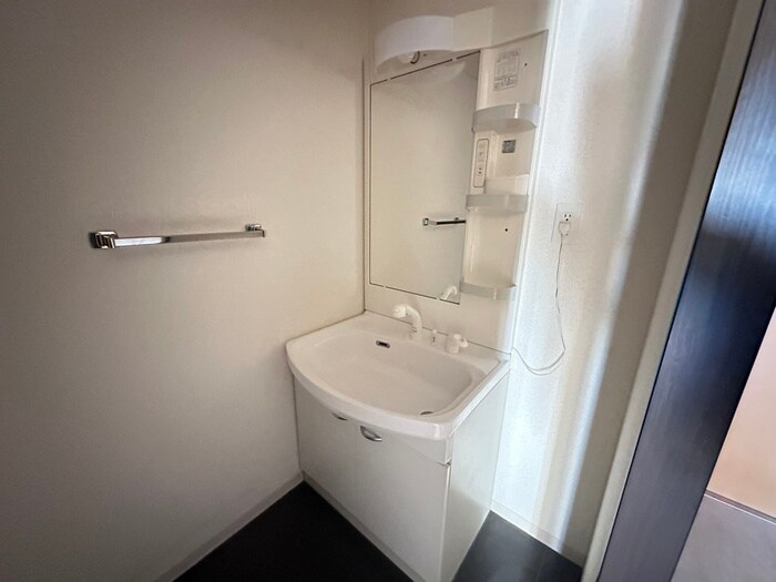物件内観写真10　(洗面)