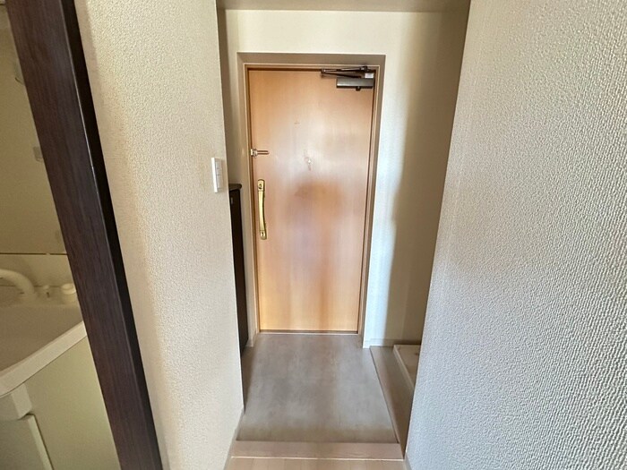 物件内観写真22　(玄関)