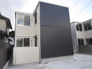 KURI  cube B棟外観写真