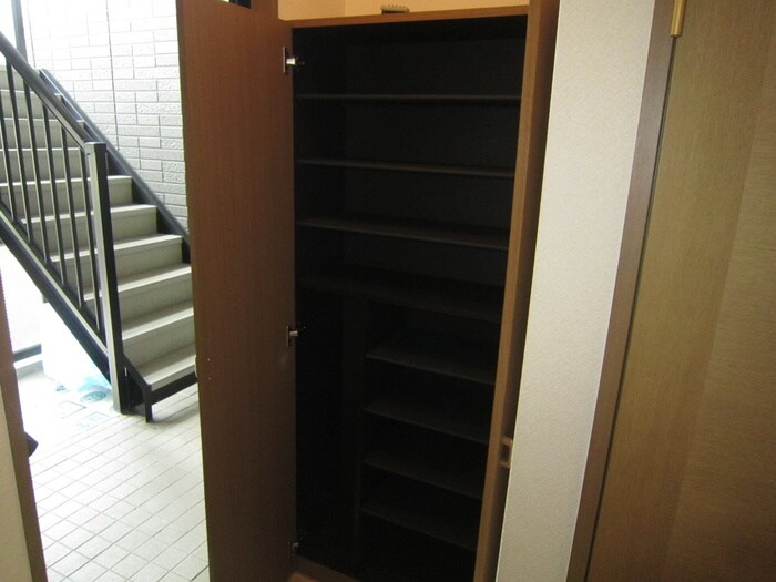 物件内観写真11　(靴箱)
