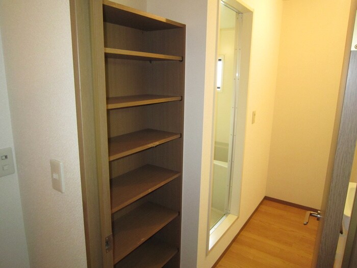 物件内観写真12　(内観写真)