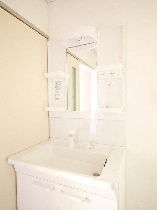 物件内観写真12　(洗面)