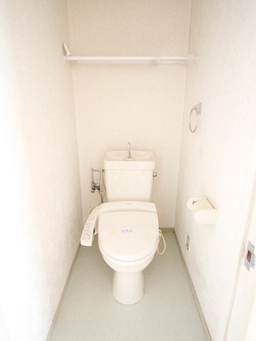 物件内観写真14　(トイレ)